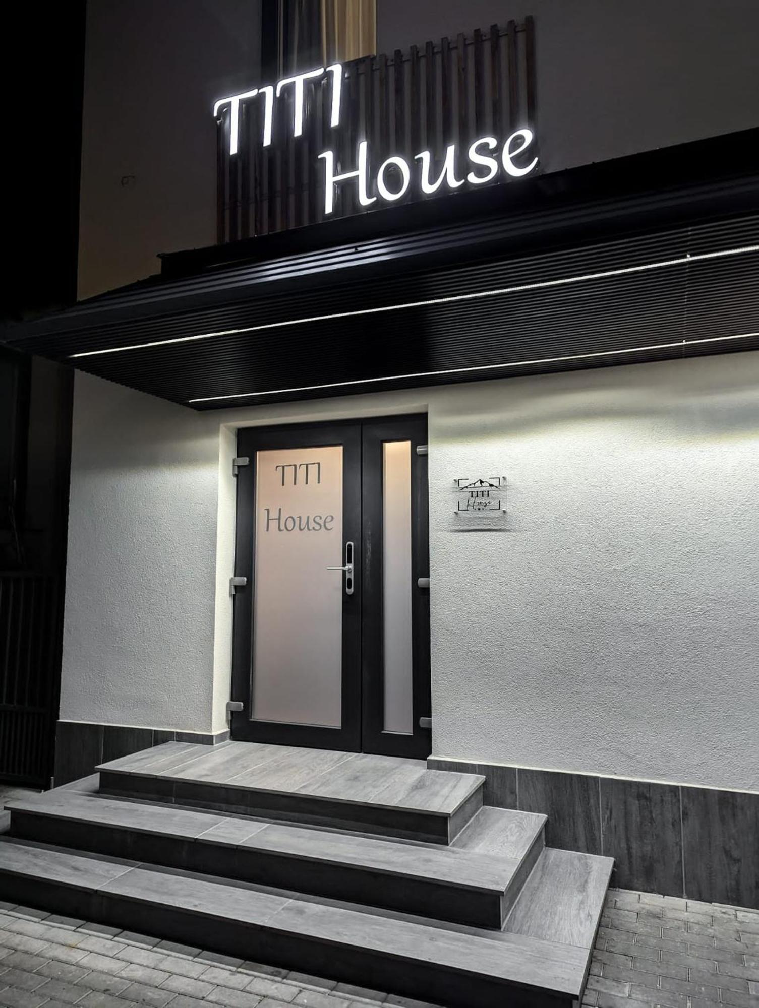 Titi House Borsa Aparthotel Exterior photo